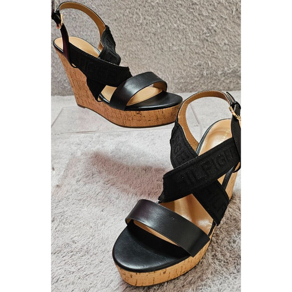 Tommy Hilfiger Sandals Womens 7.5M‎ Keiko Black Subtle Logo Strappy Woven Wedges - Picture 1 of 7